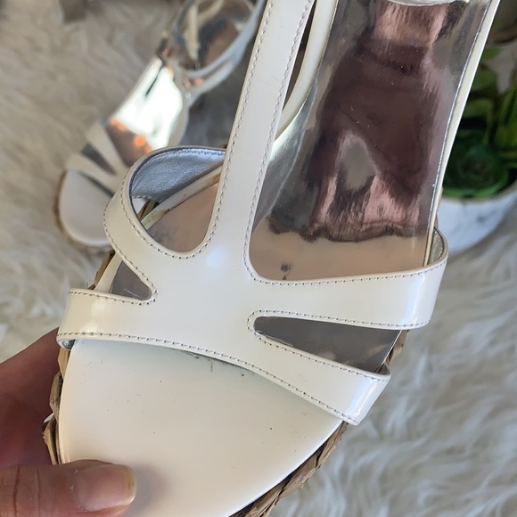 Guess By Marciano White Leather High Heel Sandal Size 7.5 - Picture 12 of 15